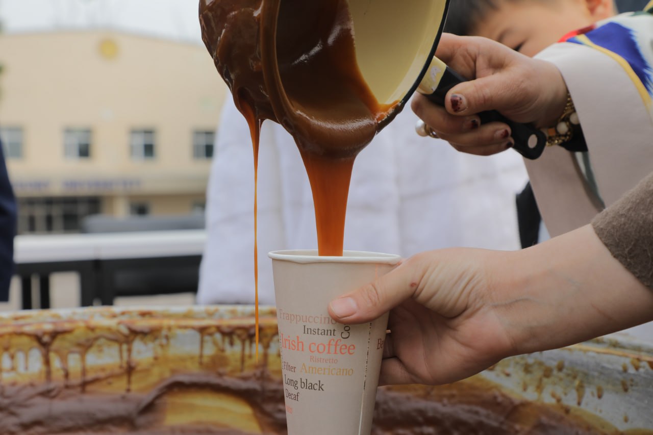 Abu Rayhon Beruniy universitetida Navro’z sayli munosabati bilan  sumalak tayyorlandi!